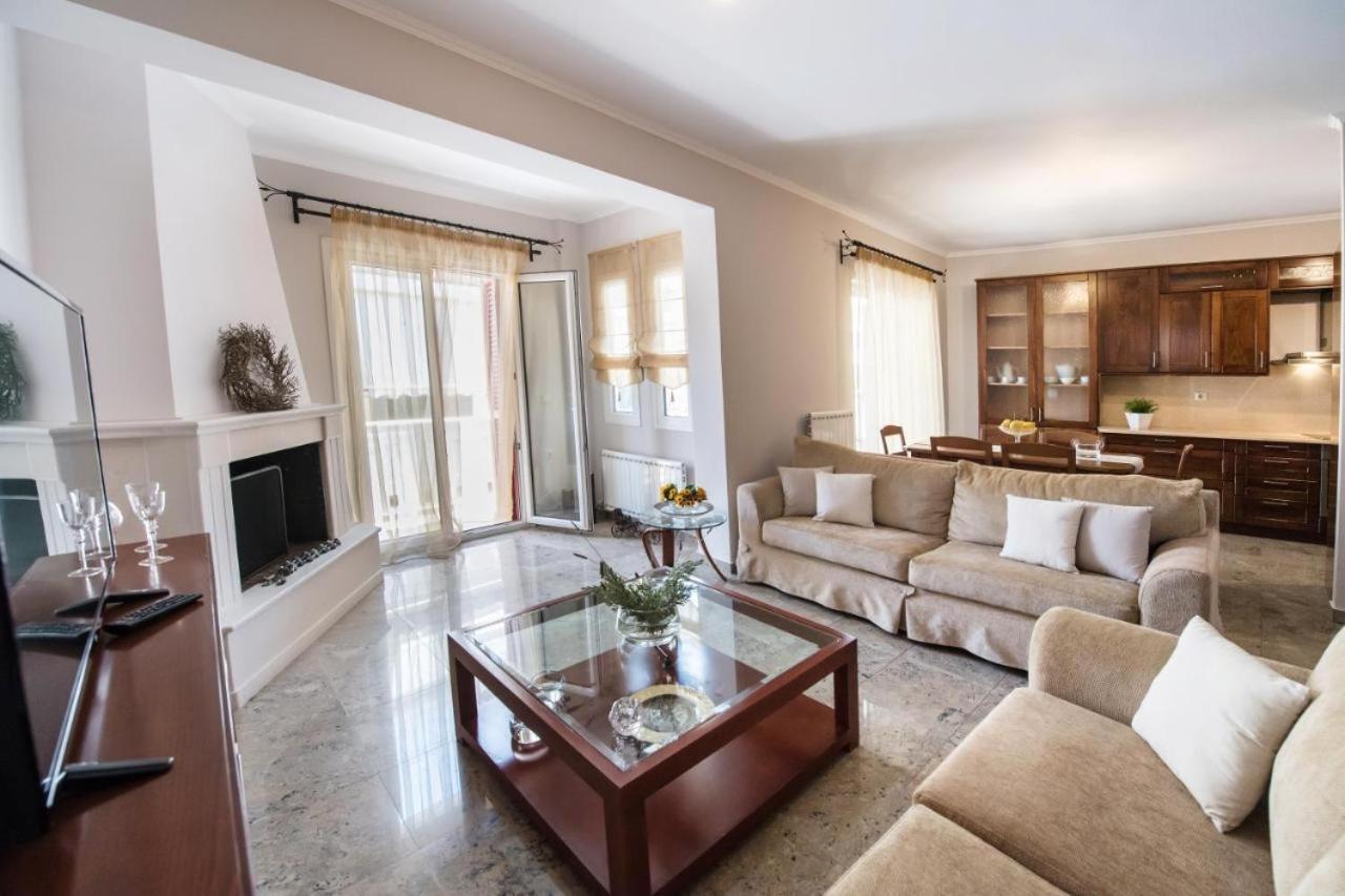 La Strada City House Apartment Lefkada City Bagian luar foto